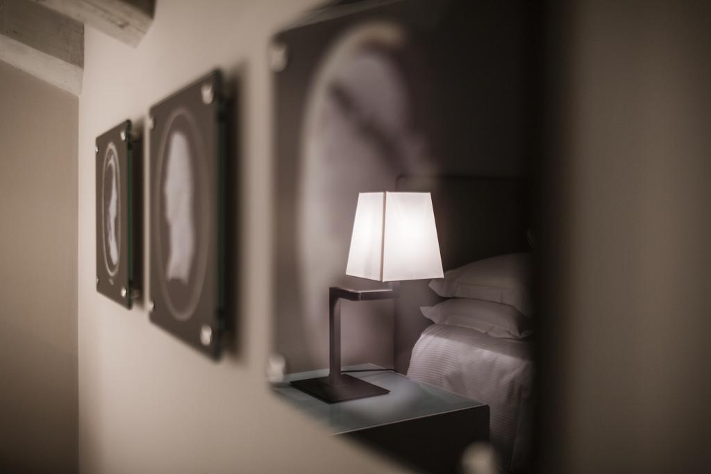 Seven Historical Suites Trieste Chambre photo